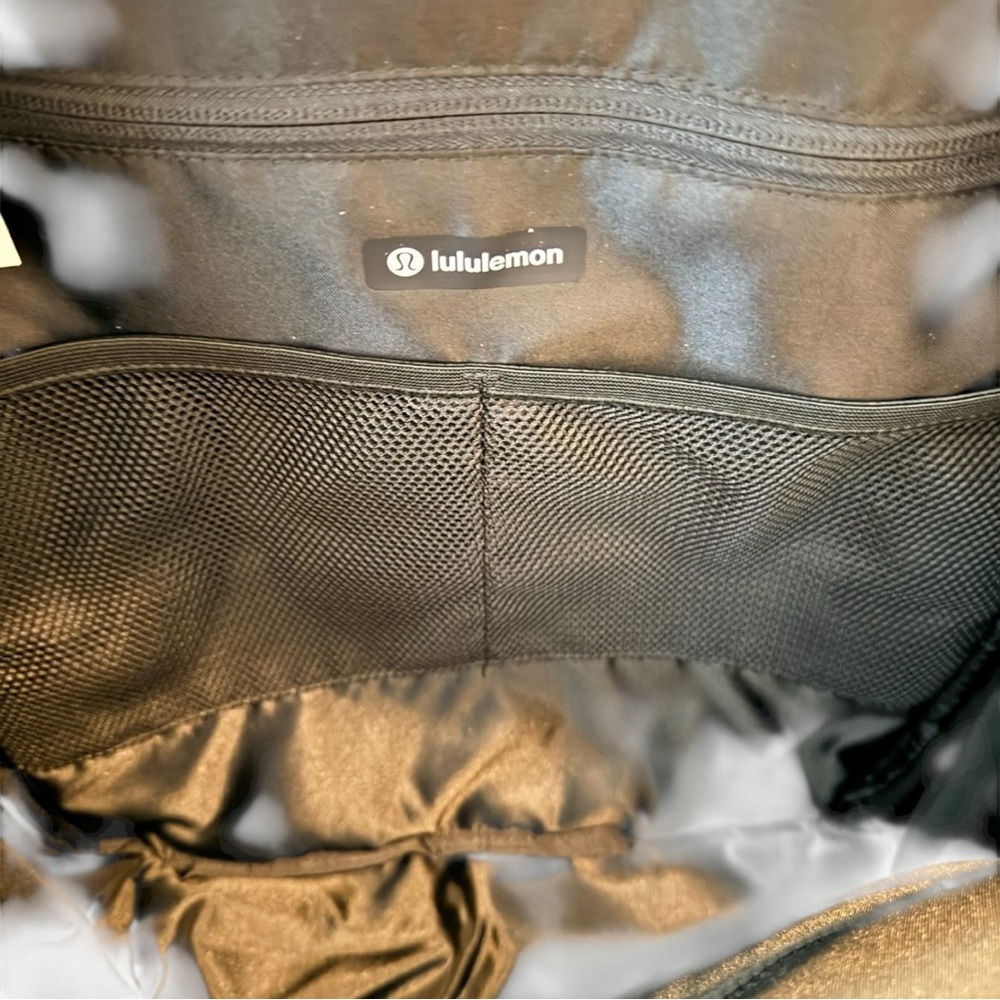 lululemon athletica New Crew Men's Backpack - NWT - Picture 14 of 15